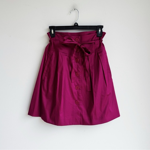 Theory Prisia Magenta Button-Front Tie Waist Skirt | Size 6 - Picture 3 of 8